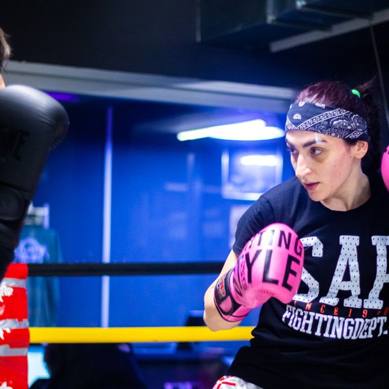 Allenamento kickboxing sul ring MedusA Gym Roma